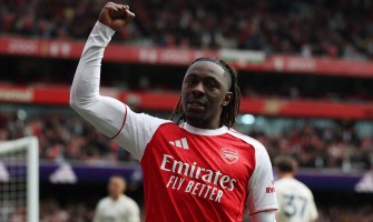 Arsenal ostaje na vrhu tablice s 22 boda.